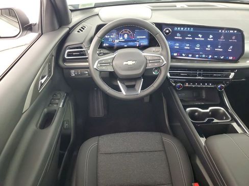 New 2026 Chevrolet Traverse LT w/ LPO, Floor Liner Package FWD image 14