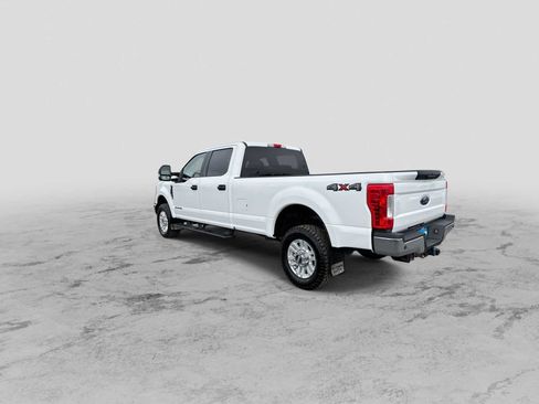 Used 2019 Ford F350 XLT w/ XLT Value Package image 6