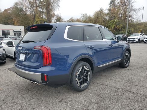 New 2025 Kia Telluride S image 6