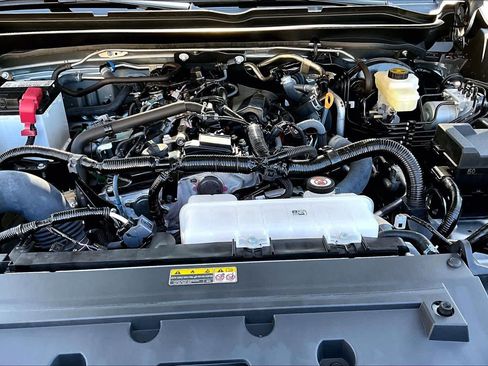 Used 2025 Toyota Tacoma SR5 RWD image 32