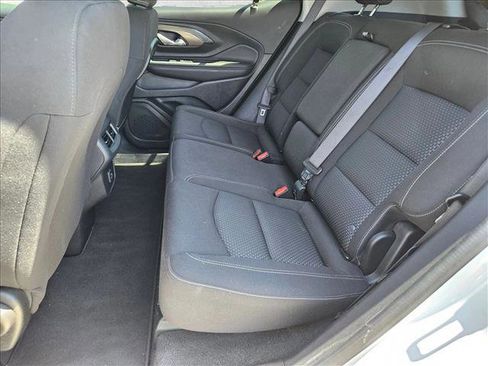 Used 2024 GMC Terrain SLE FWD image 13