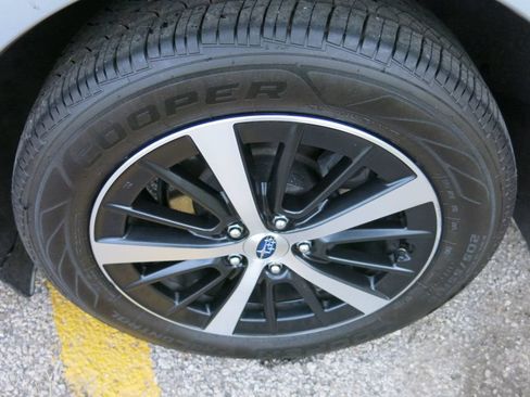 Used 2022 Subaru Impreza 2.0i Premium AWD/4WD image 34