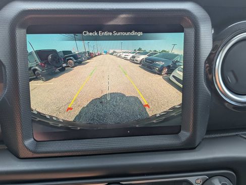 Used 2023 Jeep Wrangler Unlimited Rubicon 392 w/ Trailer Tow Package AWD/4WD image 30