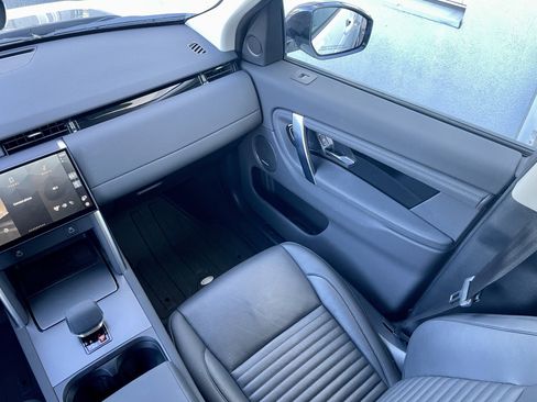 Certified 2025 Land Rover Discovery Sport S AWD/4WD image 18