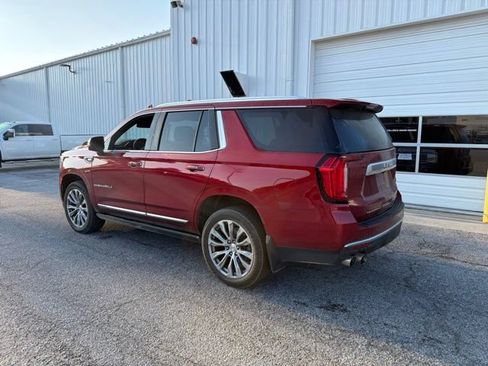 Used 2021 GMC Yukon Denali w/ Denali Premium Package AWD/4WD image 4