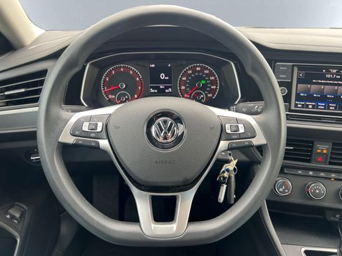 Used 2021 Volkswagen Jetta S w/ Driver Assistance Package image 18