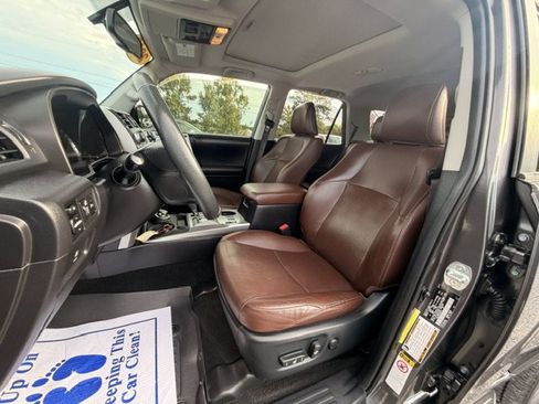 Used 2018 Toyota 4Runner Limited AWD/4WD image 10
