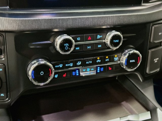 Used 2026 Ford F350 Platinum AWD/4WD image 16