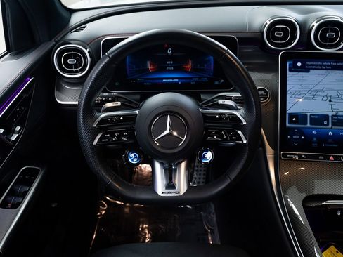 Used 2024 Mercedes-Benz GLC 43 AMG 4MATIC image 12