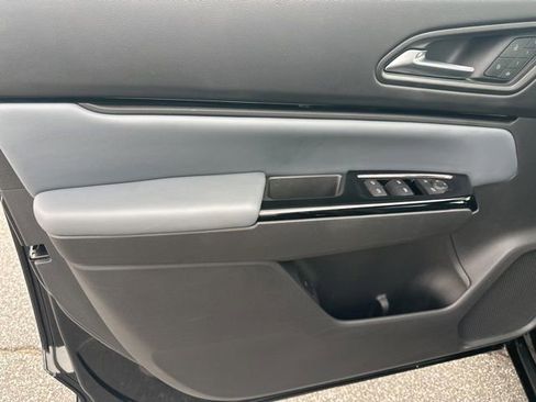 Certified 2024 Honda Prologue Touring image 16
