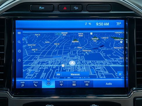 Certified 2022 Ford F250 Lariat w/ Black Appearance Package image 29