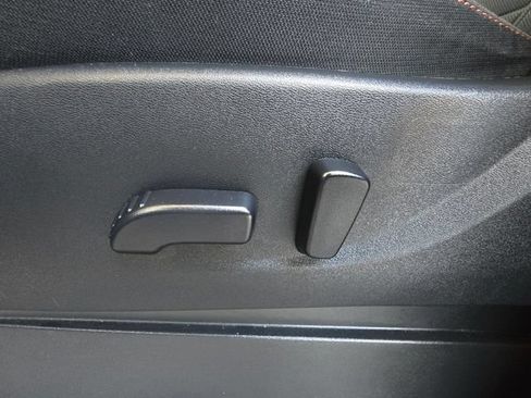 Used 2024 Nissan Frontier Pro-X w/ Pro Convenience Package RWD image 19