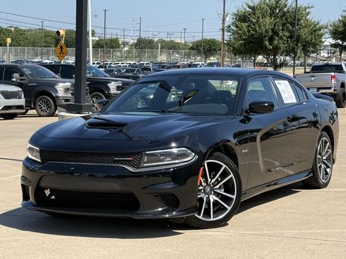 Used 2023 Dodge Charger R/T w/ Cold Weather Package RWD image 1