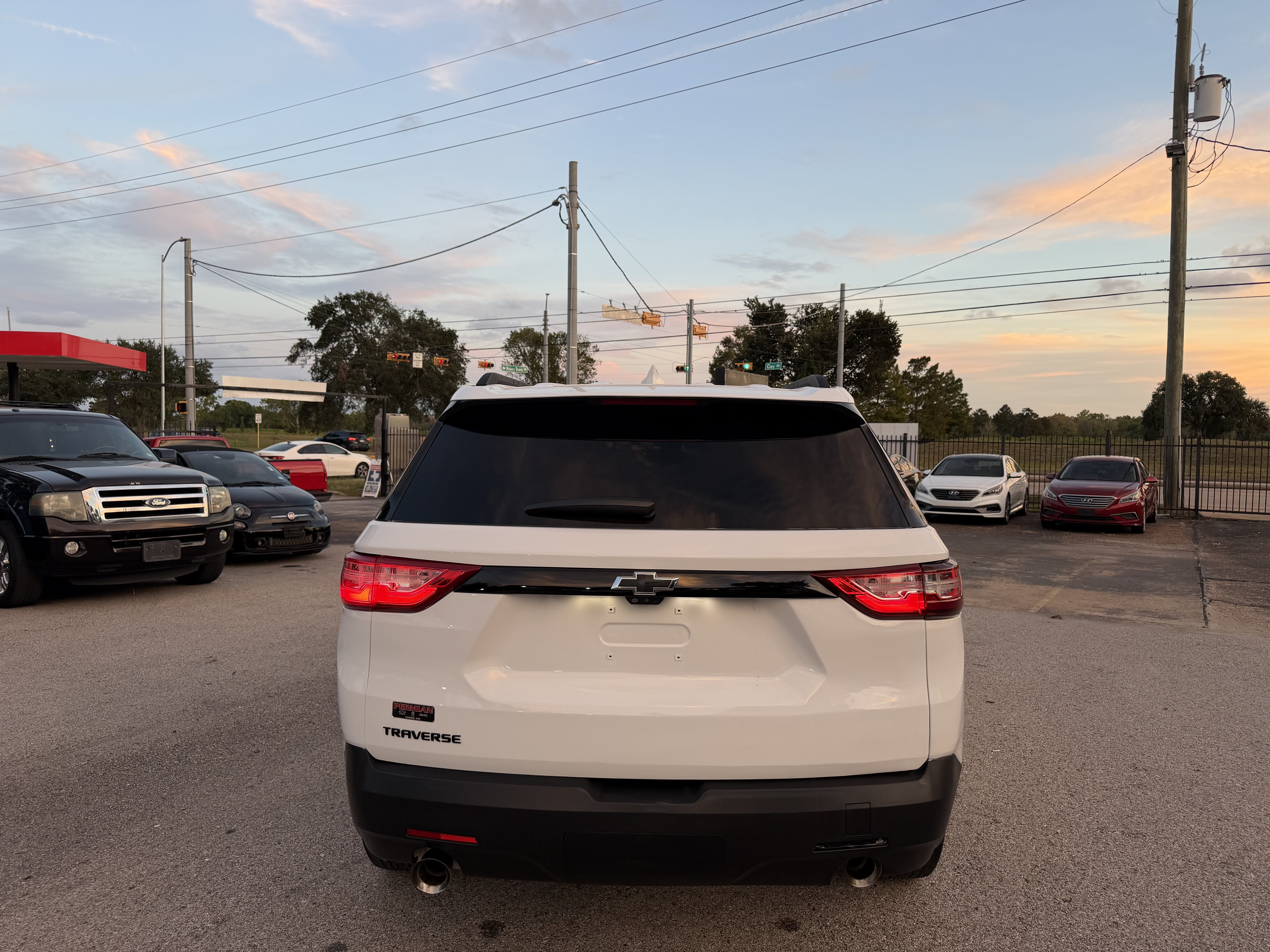 Used 2021 Chevrolet Traverse RS FWD image 7