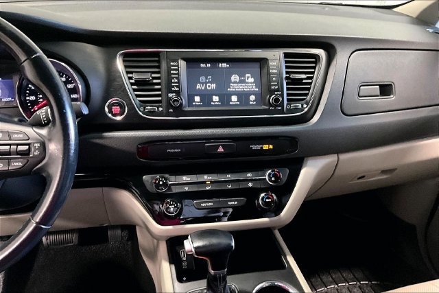 Used 2019 Kia Sedona EX FWD image 15