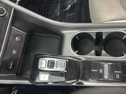 Used 2022 Hyundai Sonata SE image 27