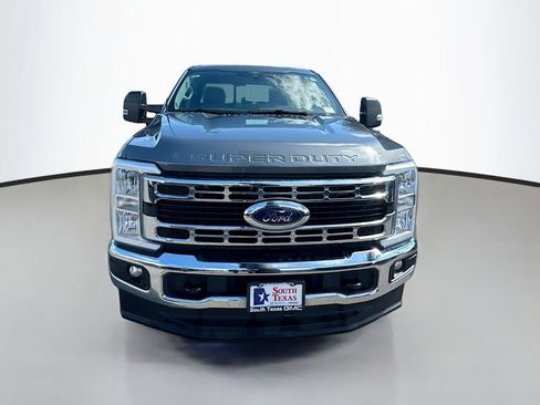 Used 2024 Ford F250 XLT w/ FX4 Off-Road Package AWD/4WD image 2