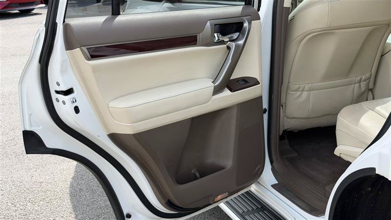 Used 2019 Lexus GX 460 Premium w/ Premium Package AWD/4WD image 45