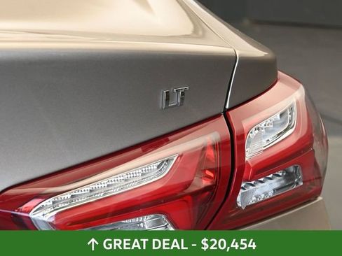 Used 2024 Chevrolet Malibu LT image 15