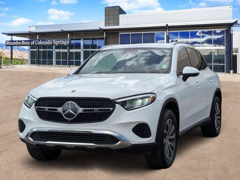 Certified 2024 Mercedes-Benz GLC 300 4MATIC image 3