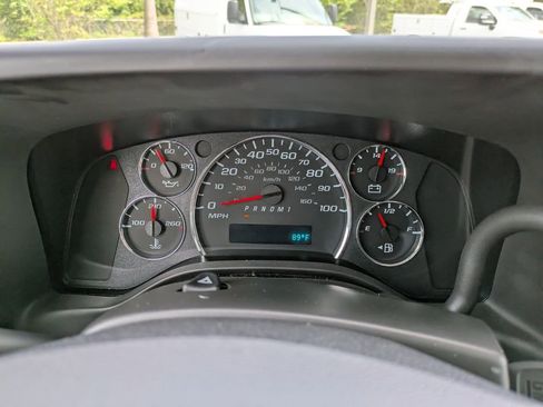 New 2025 Chevrolet Express 3500 w/ Power Convenience Package image 24