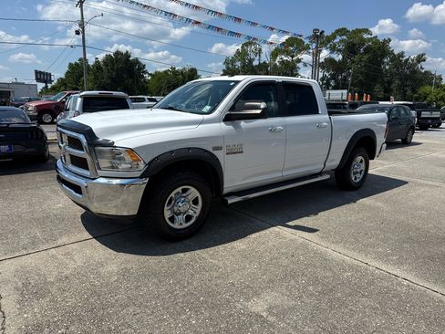 Used 2017 RAM 2500 SLT image 2