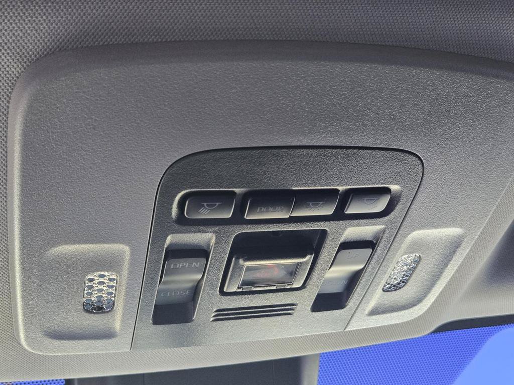 Used 2024 Toyota Camry SE FWD image 29