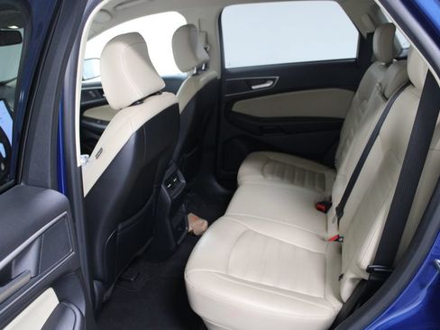Used 2024 Ford Edge SEL AWD/4WD image 17