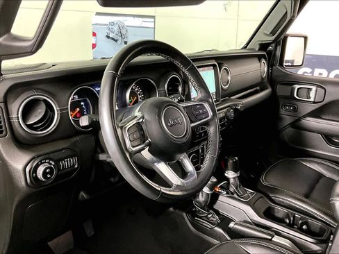 Used 2022 Jeep Gladiator Overland w/ Popular Equipment Package image 15