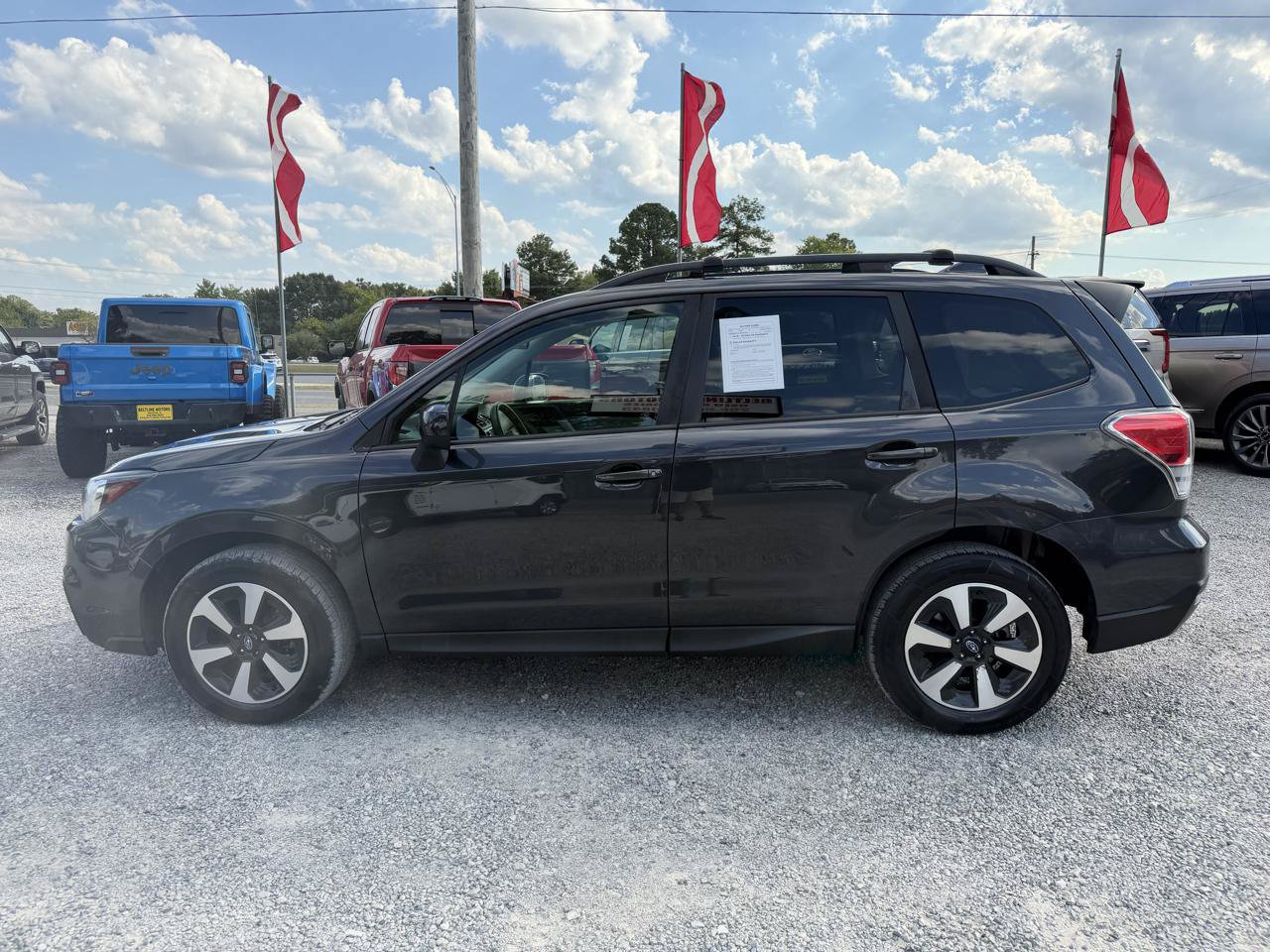 Used 2017 Subaru Forester 2.5i Premium w/ All-Weather Package AWD/4WD image 19