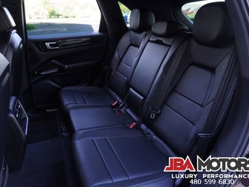 Used 2020 Porsche Cayenne AWD/4WD image 82
