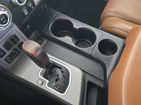 Used 2013 Toyota Sequoia Platinum image 20