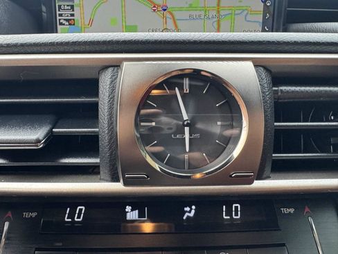 Used 2018 Lexus IS 300 F Sport w/ F Sport Package AWD/4WD image 17