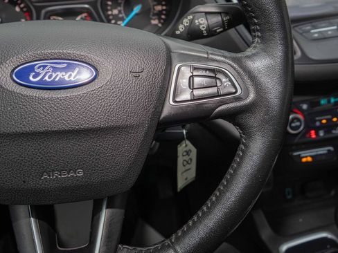 Used 2018 Ford Escape SEL image 22