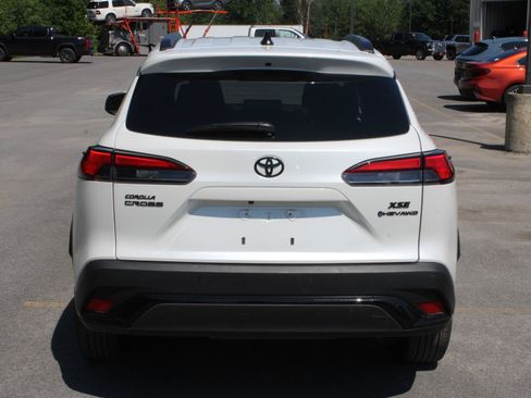 Used 2026 Toyota Corolla Cross AWD Hybrid w/ Convenience Package image 6