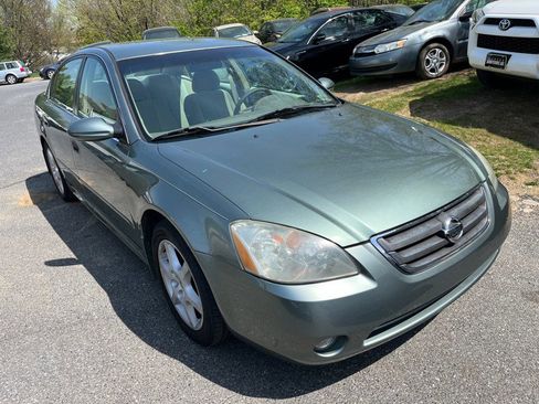 Used 2003 Nissan Altima 3.5 SE image 3