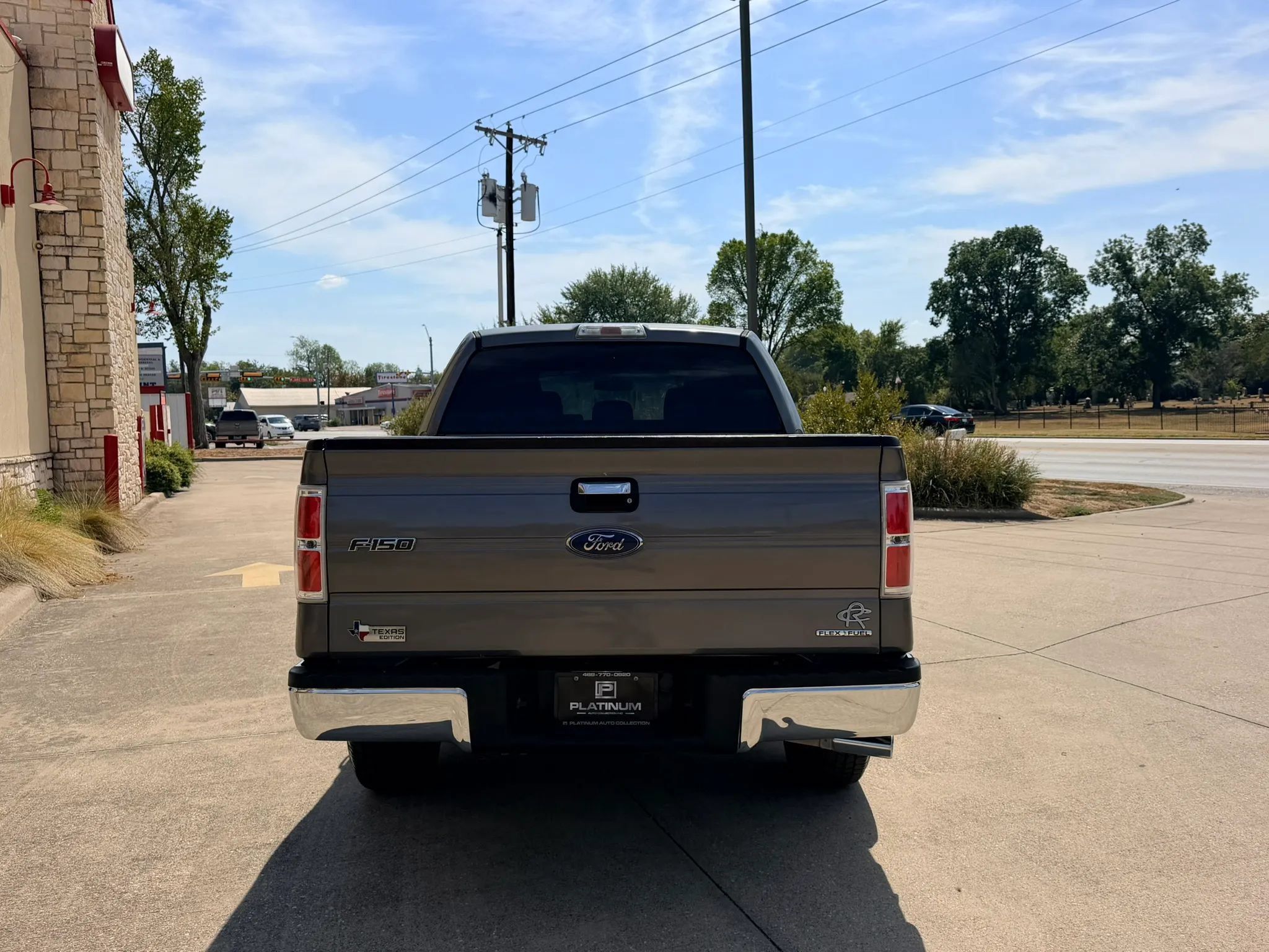 Used 2013 Ford F150 XLT w/ XLT Chrome Pkg RWD image 4