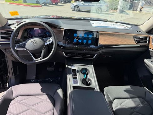 New 2026 Volkswagen Atlas SE AWD/4WD image 14