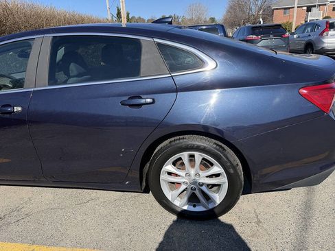 Used 2016 Chevrolet Malibu LT FWD image 11