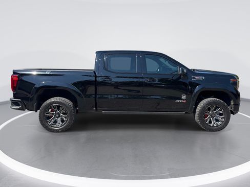 Used 2023 GMC Sierra 1500 AT4 w/ AT4 Premium Package AWD/4WD image 9