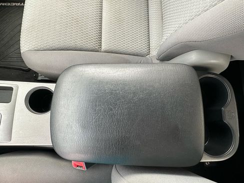 Used 2012 Toyota Tacoma 4x4 Double Cab w/ SR5 Pkg image 34