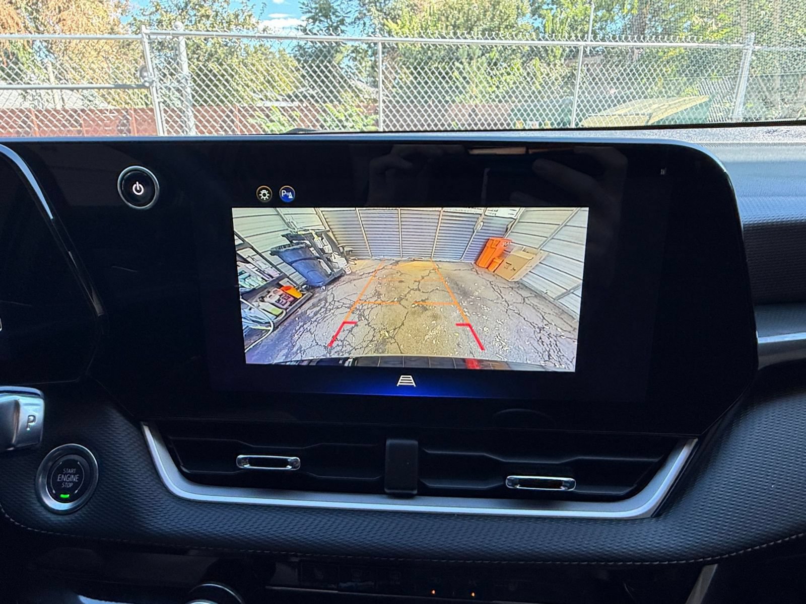 Used 2025 Chevrolet Equinox LT AWD/4WD image 24