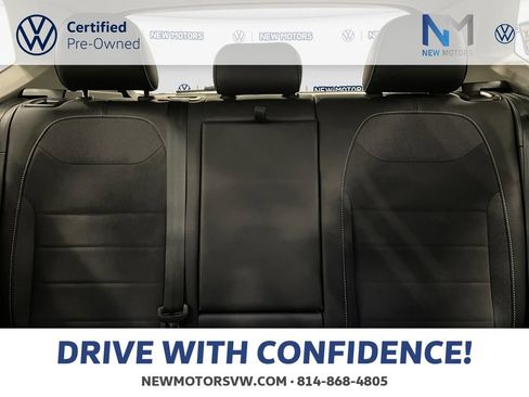 Used 2023 Volkswagen Taos SE w/ Panoramic Sunroof Package AWD/4WD image 13