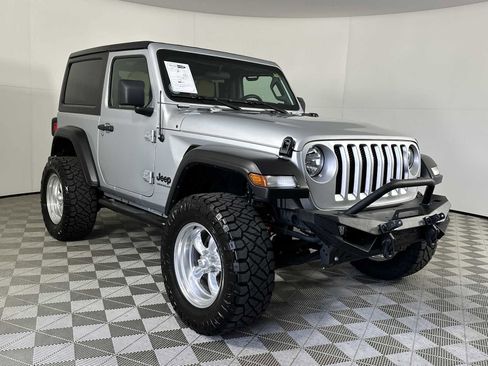 Used 2022 Jeep Wrangler Sport image 2