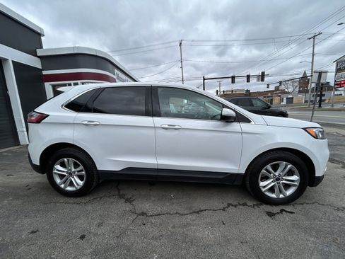 Used 2019 Ford Edge SEL w/ Equipment Group 201A image 4