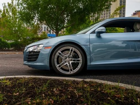 Used 2010 Audi R8 V8 AWD/4WD image 9
