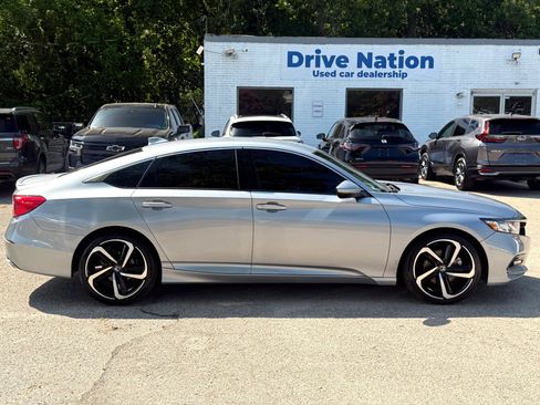 Used 2020 Honda Accord Sport image 4
