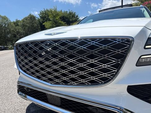 Certified 2025 Genesis GV80 2.5T Advanced AWD/4WD image 5