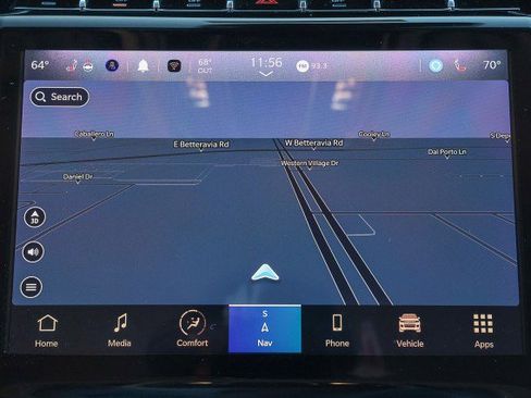 Used 2023 Jeep Grand Cherokee Limited w/ Black Appearance Package image 14