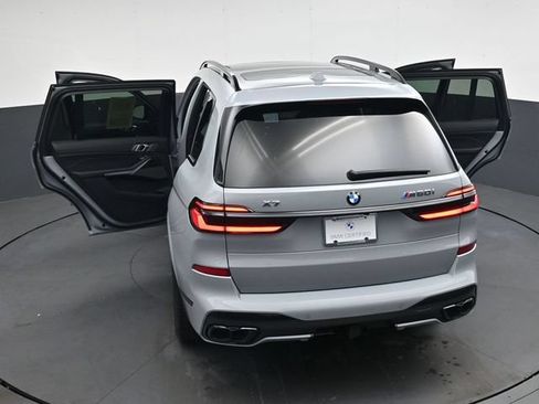 Used 2025 BMW X7 M60i AWD/4WD image 50